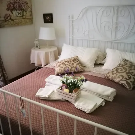 Appartement House S. Giovanni Rome